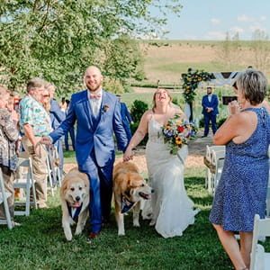 Hagerstown Wedding DJs and Photo Booths.